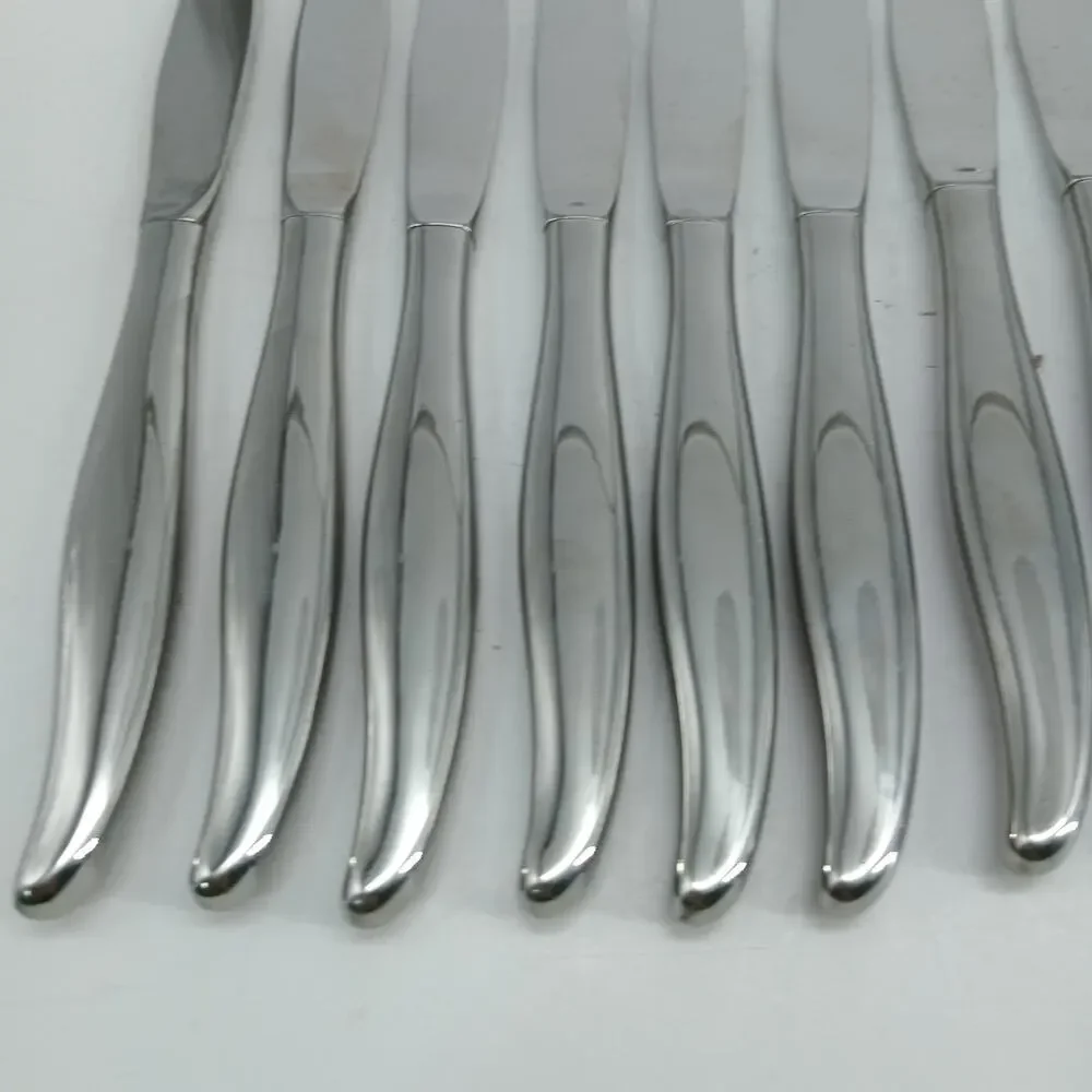 8X BK Oneida LA ROSE Dinner Butter Knives Rogers Premier Stainless Serrated